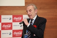 　　　　東京コカ･コーラボトリング 
　　ホセ・ルイス・カヨン代表取締役社長
兼COOのご挨拶